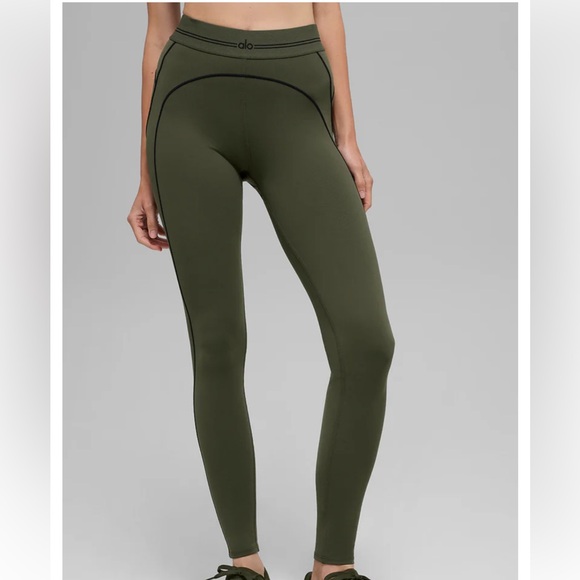 NWT ALO Airbrush High-Waist Heart Throb Legging Green Olive/Black size S